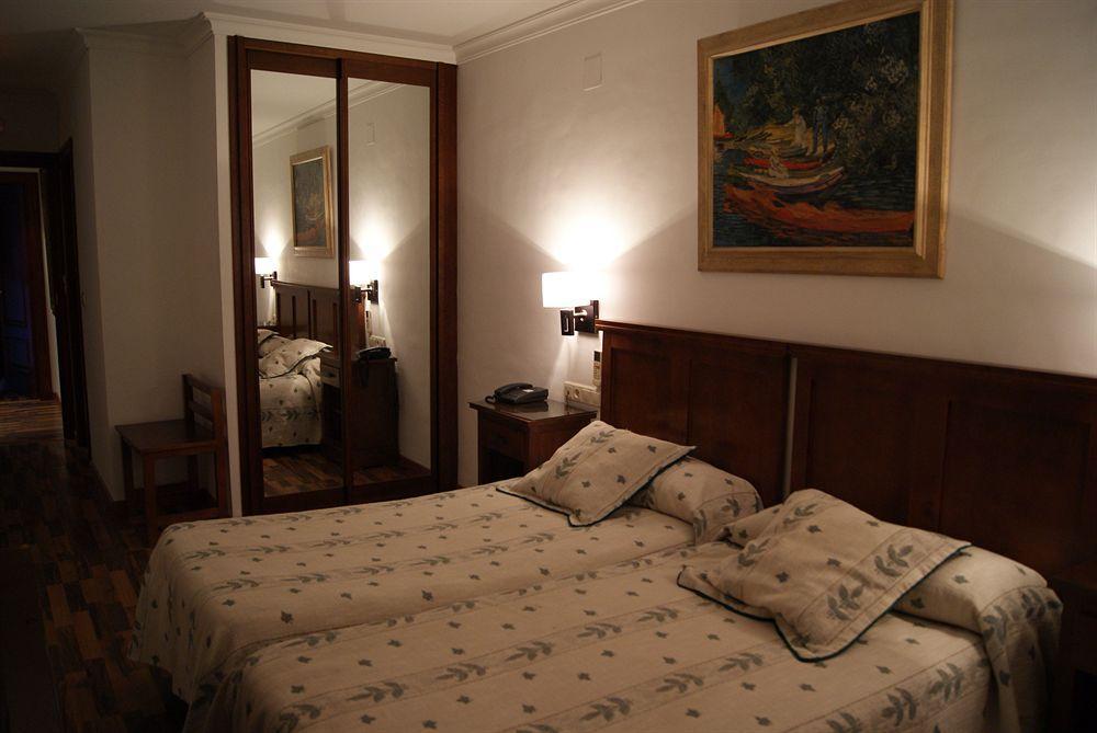 Hotel Mulhacen Guadix Eksteriør billede
